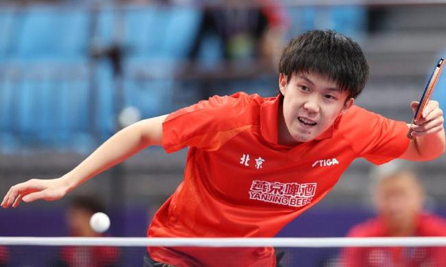 他将为我们 他将为我们