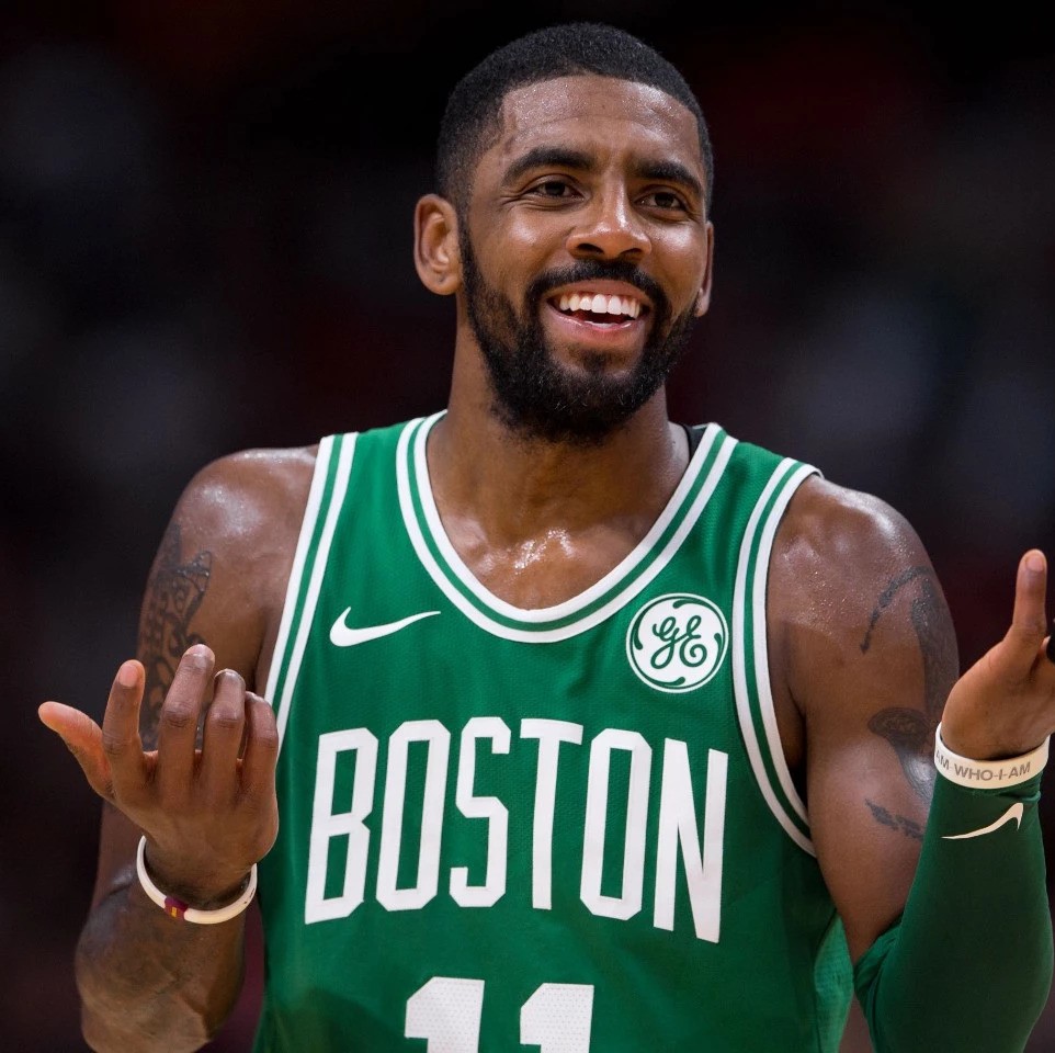 五后卫形态 五后卫形态